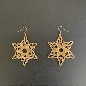 Elegant Gold Star Earrings